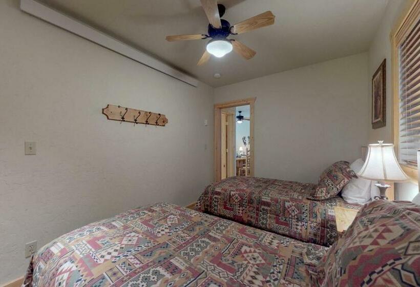 호텔 Wine Down In Granby