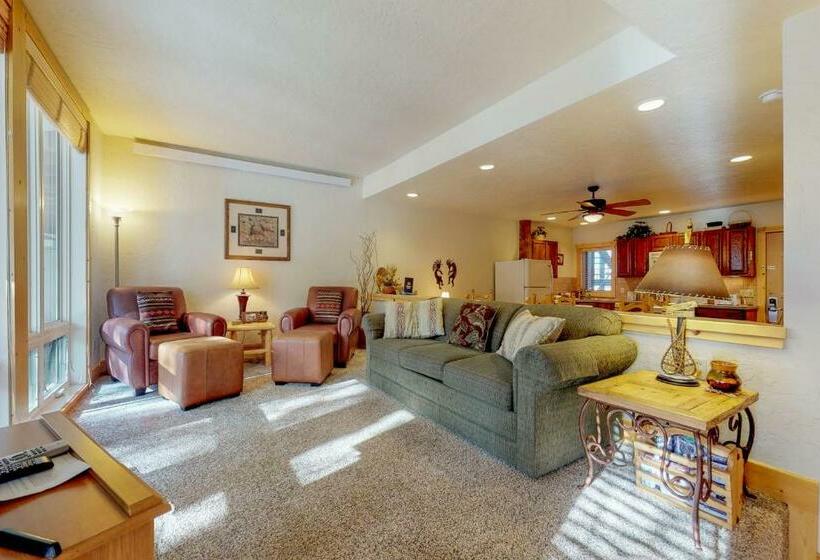 호텔 Wine Down In Granby