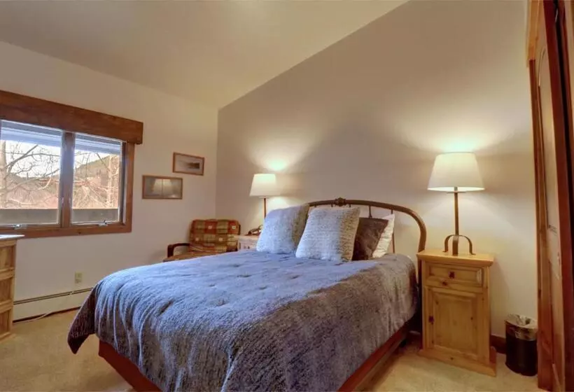 Hotelli Copper Valley 107