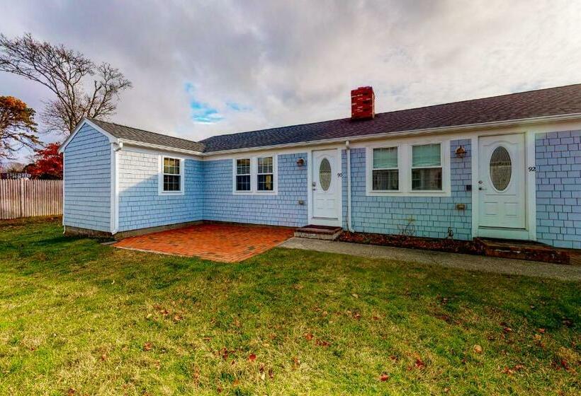 בית מלון כפרי Downtown Beach Cottage