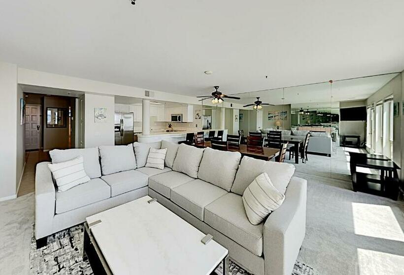 호텔 Imperial Beach Club Unit 303