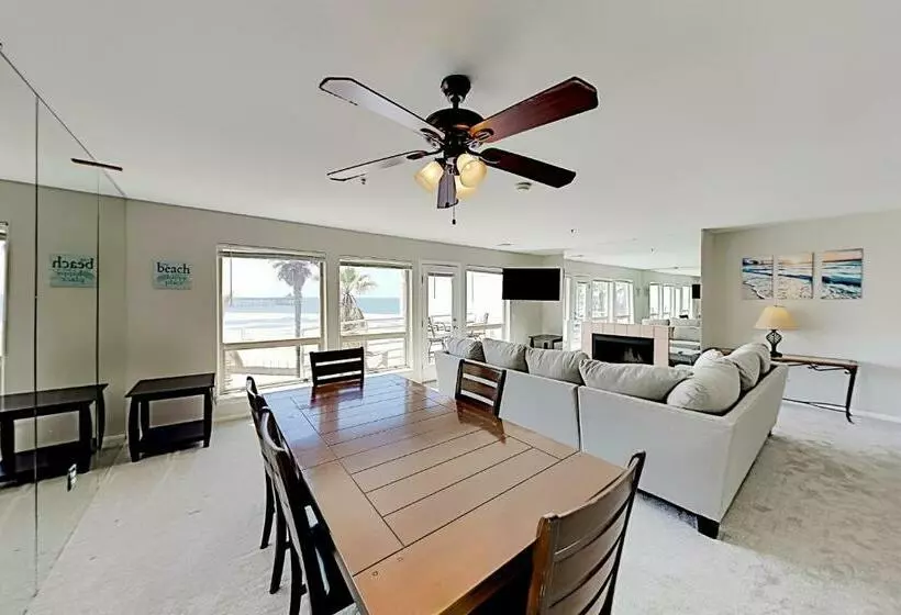 ホテル Imperial Beach Club Unit 303