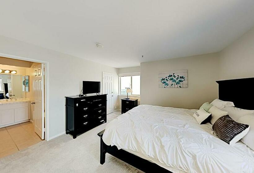 호텔 Imperial Beach Club Unit 303