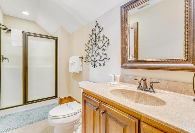 فندق Red Tail Summit