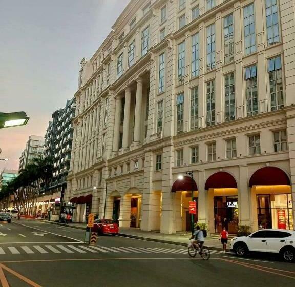 6p Staycation Condotel