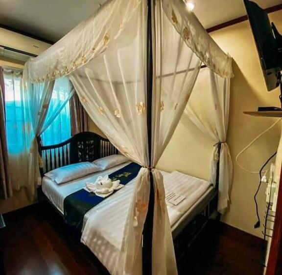 Hotel 9 เฮ้าส์ เชียงคาน