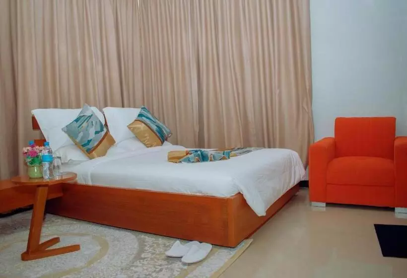 هتل Inoga Luxury