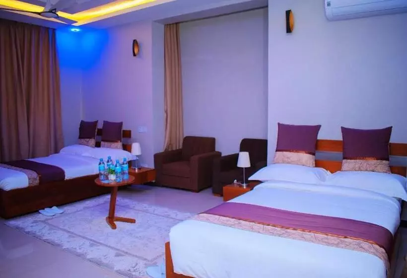 هتل Inoga Luxury