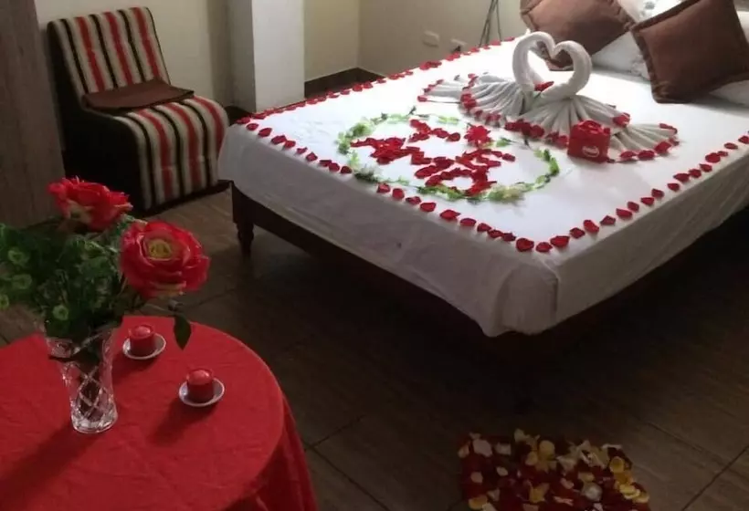 هتل Plaza Barranca