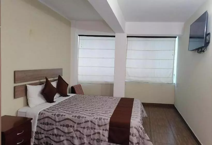 هتل Plaza Barranca