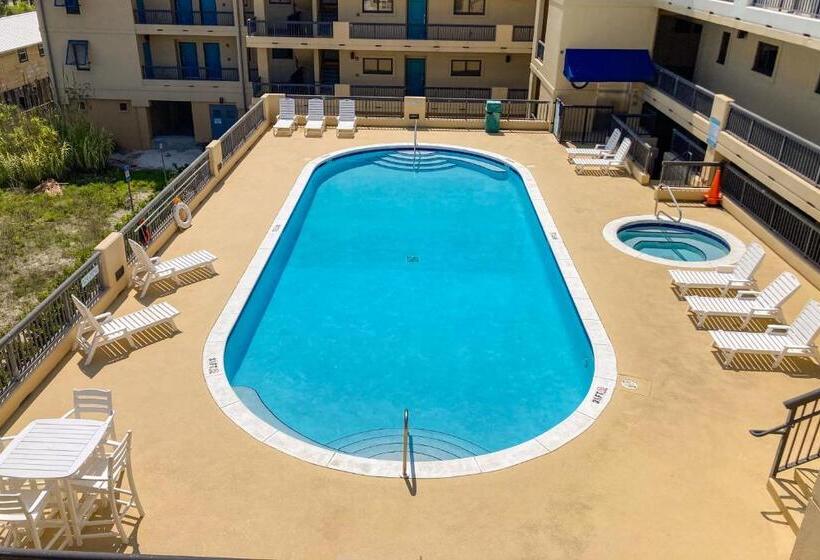 호텔 Renovar At The Club