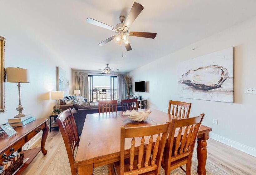 호텔 Renovar At The Club