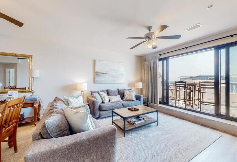 호텔 Renovar At The Club