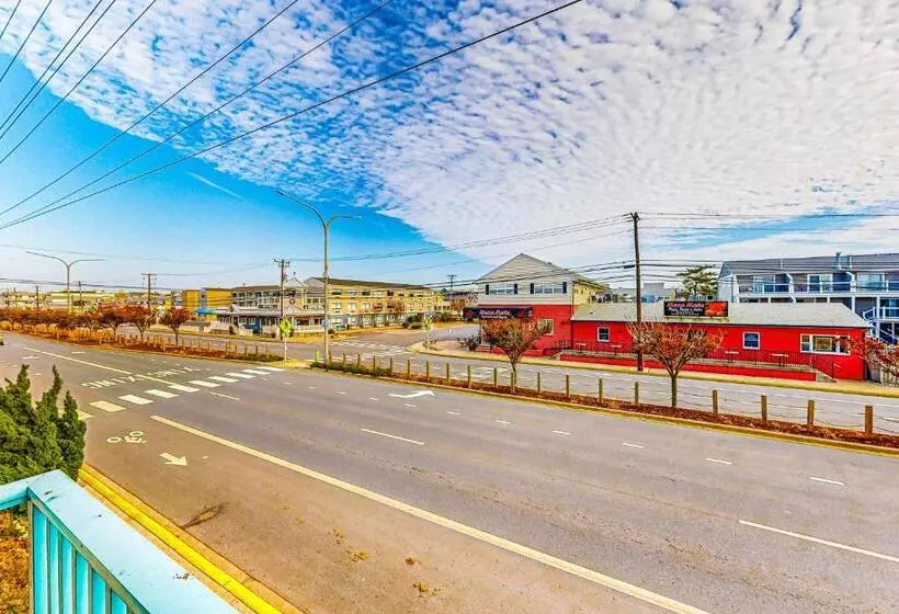 ホテル Town Of Dewey Beach    The Opal #306s