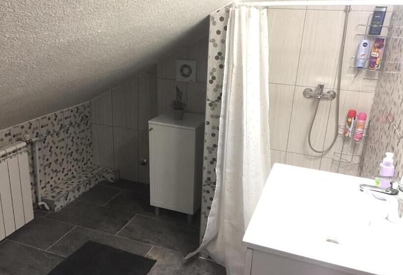 پانسیون Villa Irena