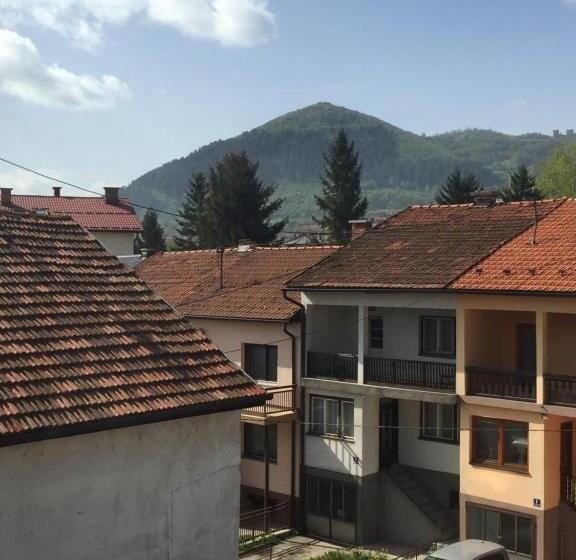 پانسیون Villa Irena