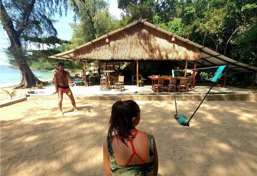 منتجع Kamaku Bungalows