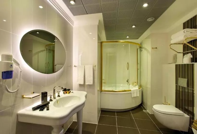 Black Bird Thermal Hotel & Spa