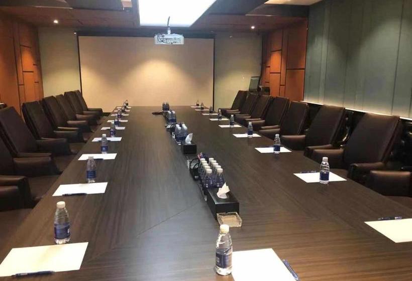 בית מלון כפרי Wm & Casino