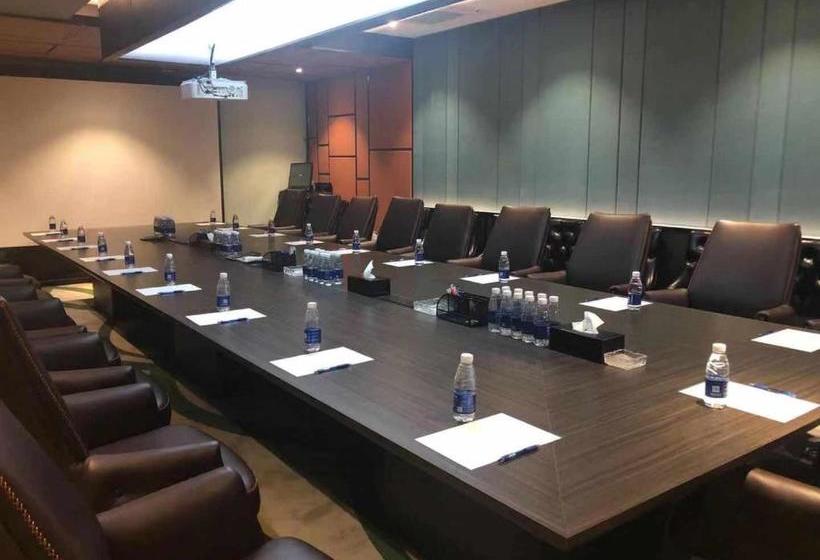 בית מלון כפרי Wm & Casino