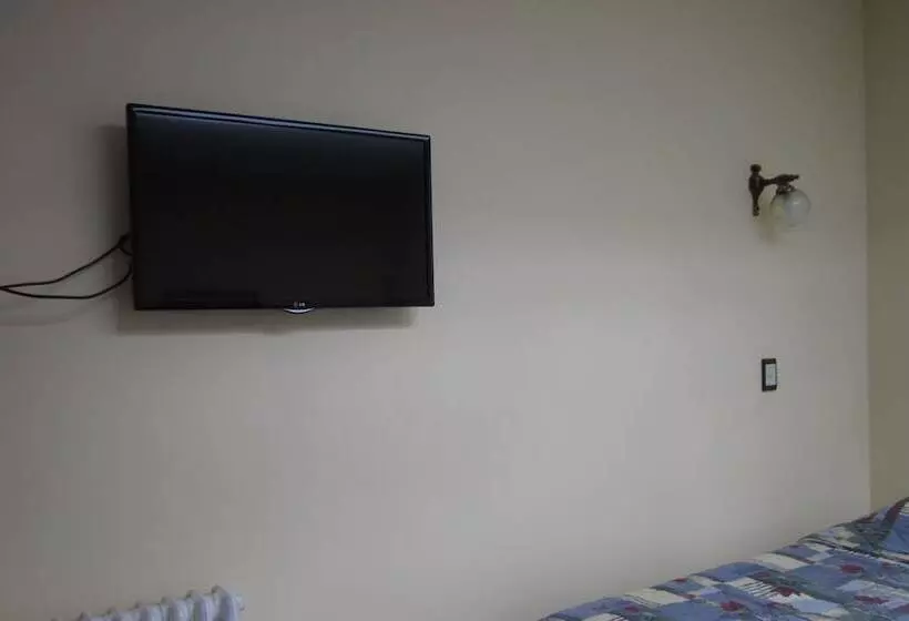 Hotel Ace Motor Lodge