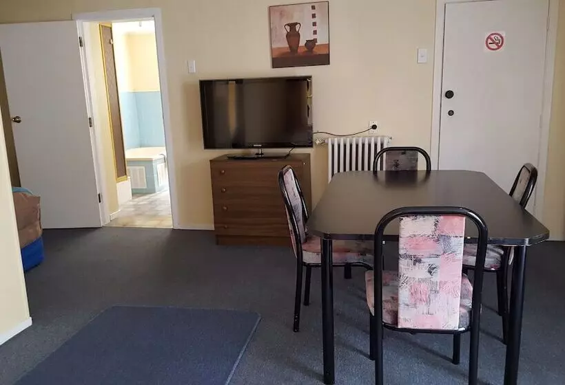 Hotel Ace Motor Lodge