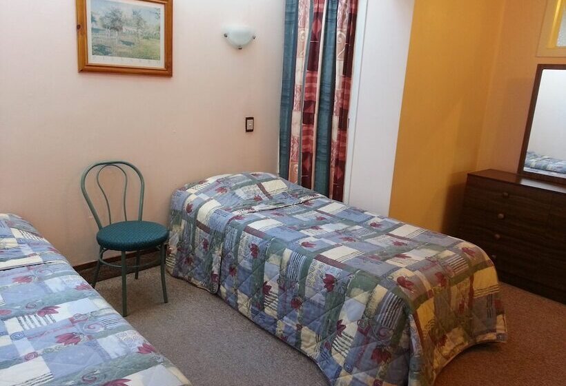 Hotel Ace Motor Lodge