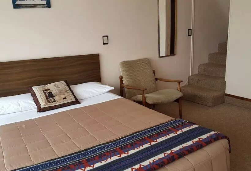 Hotel Ace Motor Lodge