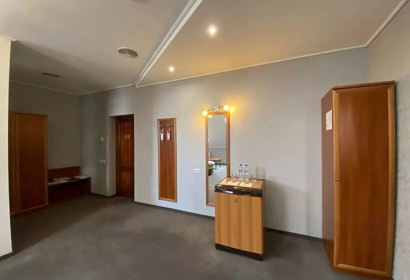 Hotel Cherkasy Palace