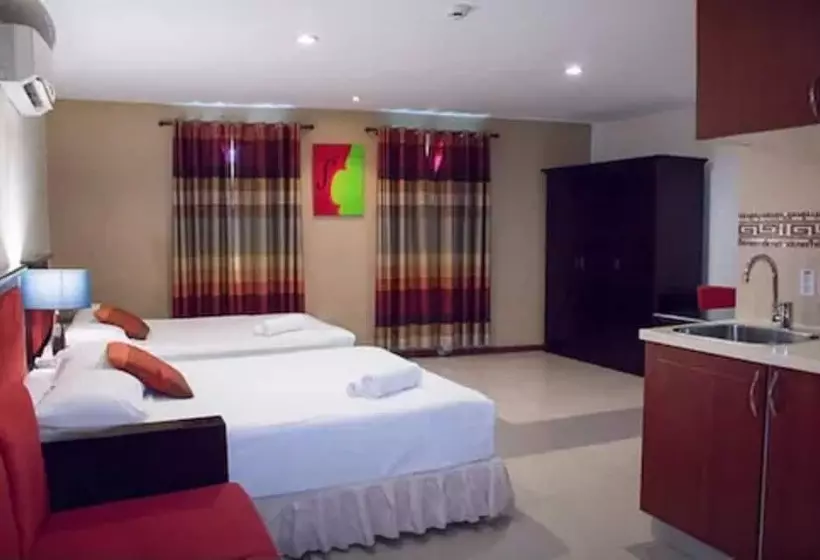 هتل Curacao Suites