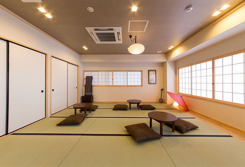 Отель Drop Inn Osaka