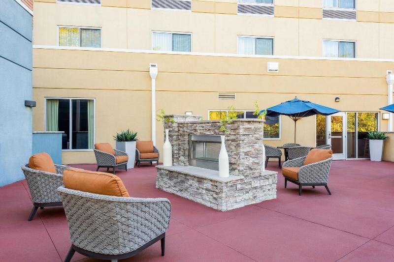 فندق Fairfield Inn & Suites By Marriott Columbia