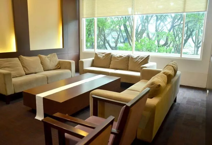 Grand Cakra Hotel Malang