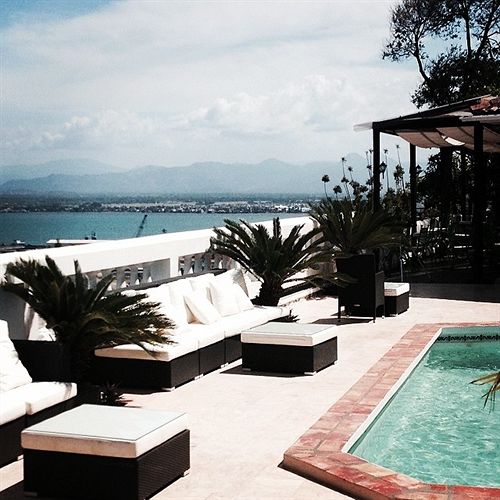 هتل Habitation Jouissant