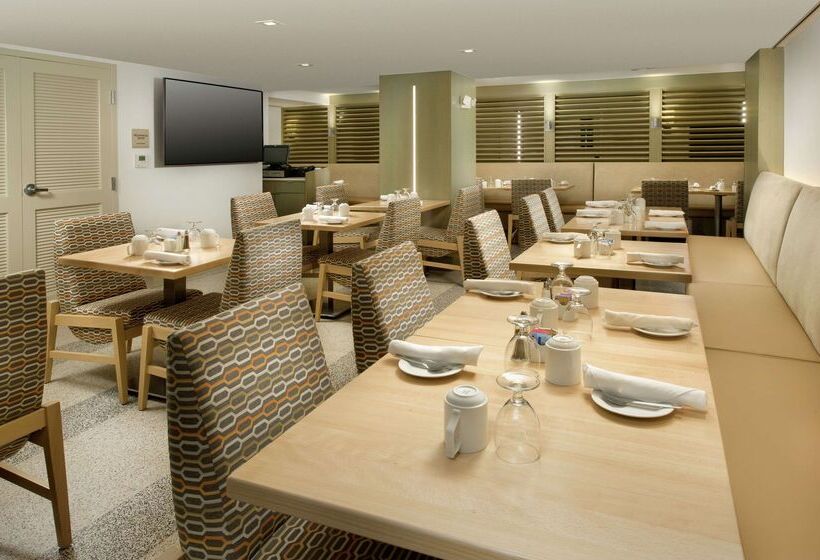 فندق Hilton Garden Inn Miami South Beach