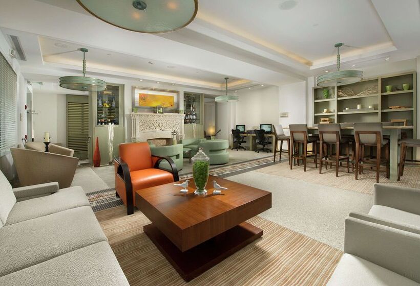 فندق Hilton Garden Inn Miami South Beach