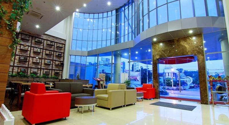 בית מלון כפרי @hom Semarang Simpang Lima