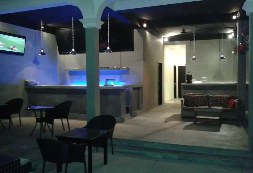 ホテル Khavi Villa