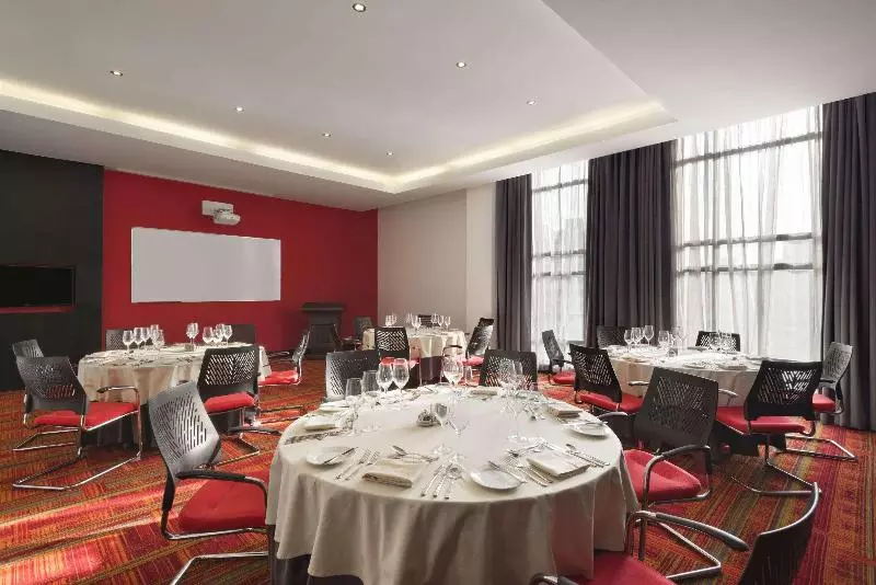 Onomo Hotel Dar Es Salaam