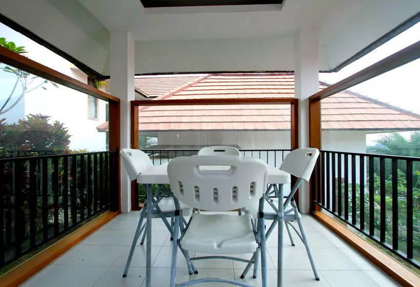 Kencana Villa Dago Private Pool