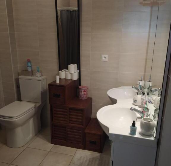 Bed and Breakfast Chambre Chez L Habitant