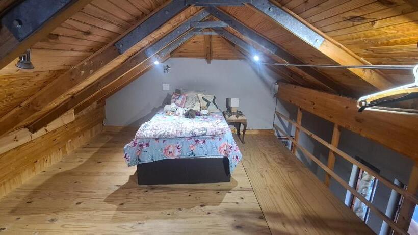 ペンション Dunwiny Cottage