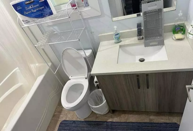 پانسیون Guest Suite   Private Retreat   J 1