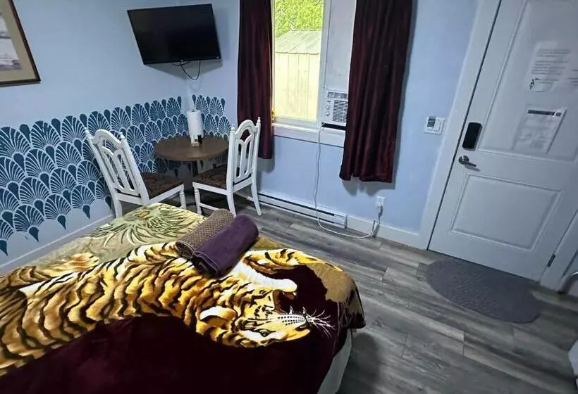 پانسیون Guest Suite   Private Retreat   J 1