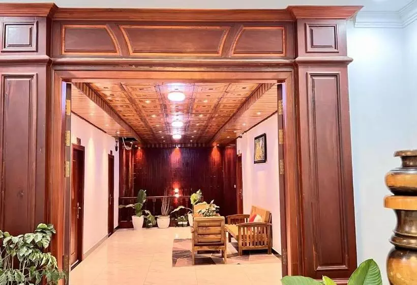 پانسیون Nyna Villa Guesthouse