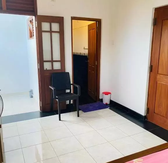 پانسیون White Villa