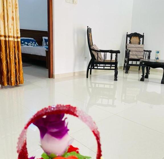 بنسيون White Villa