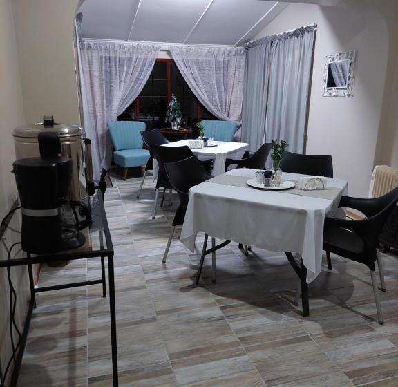 ペンション King S Hill Guest House