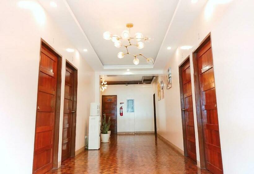 مبيت وإفطار Dy Heritage Suites