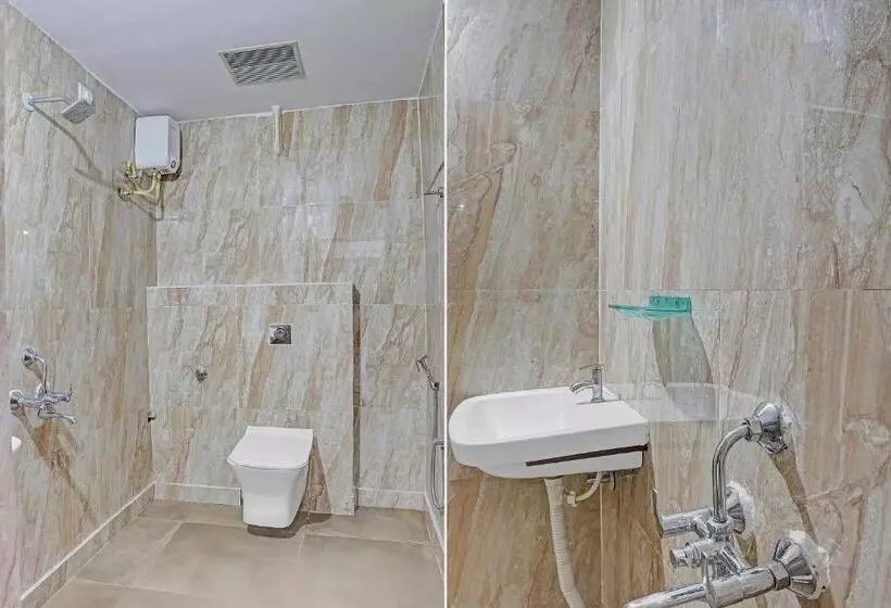 ホテル Capital O Vihari Grand Inn